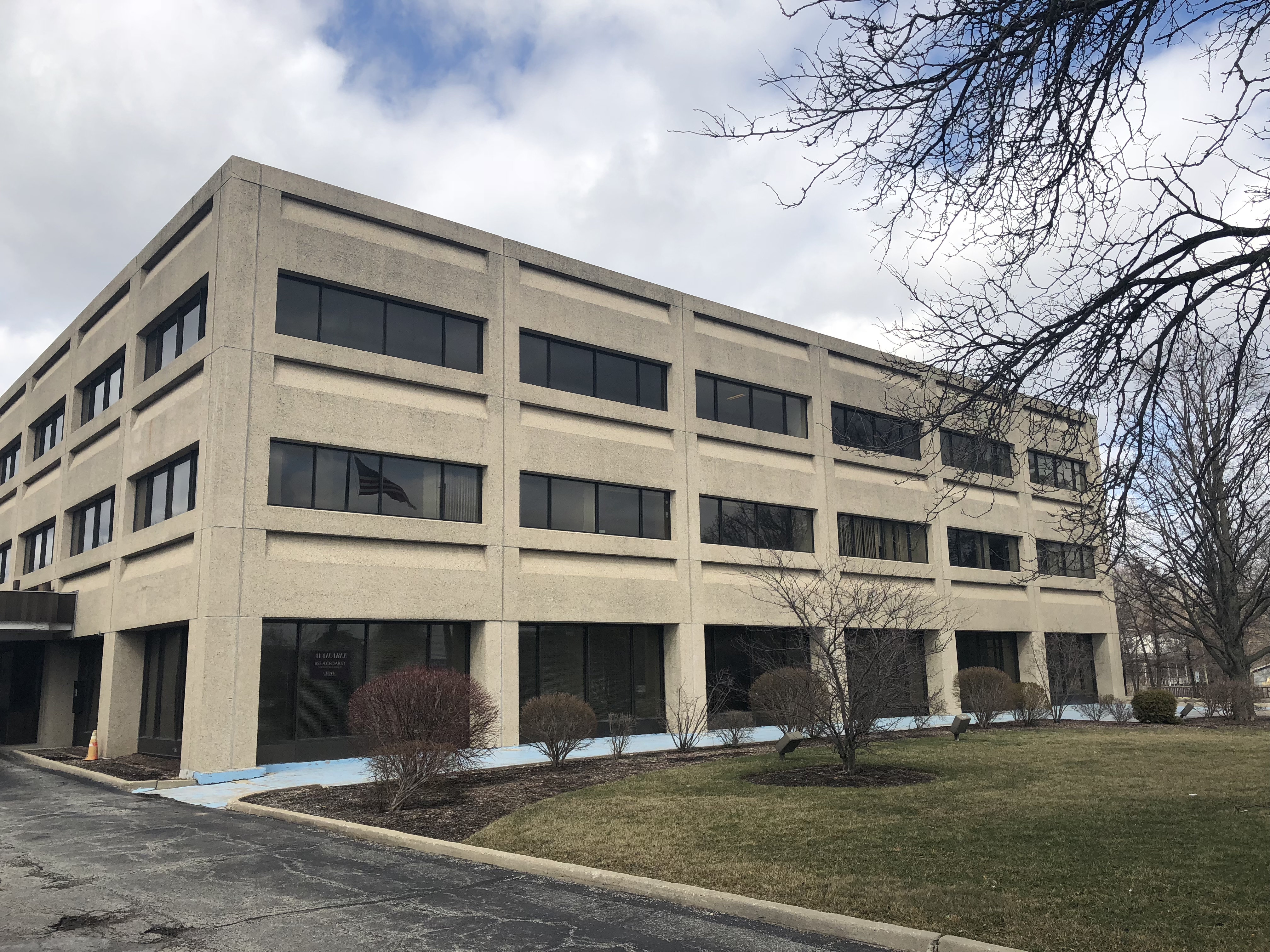 350E Dundee Neder Capital Services, LLC.